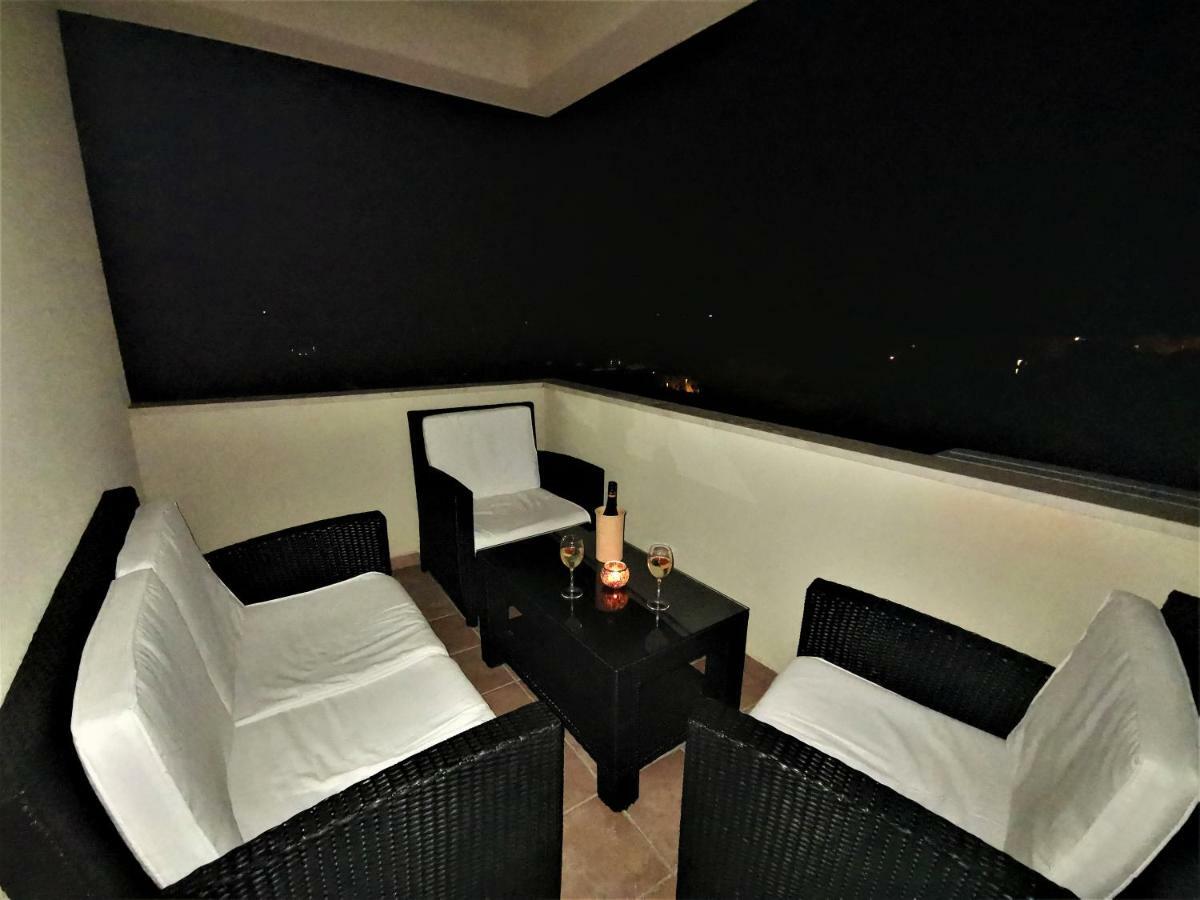 Apartment Makarska, Panoramic Sea & Mountains View, Cucek Dış mekan fotoğraf