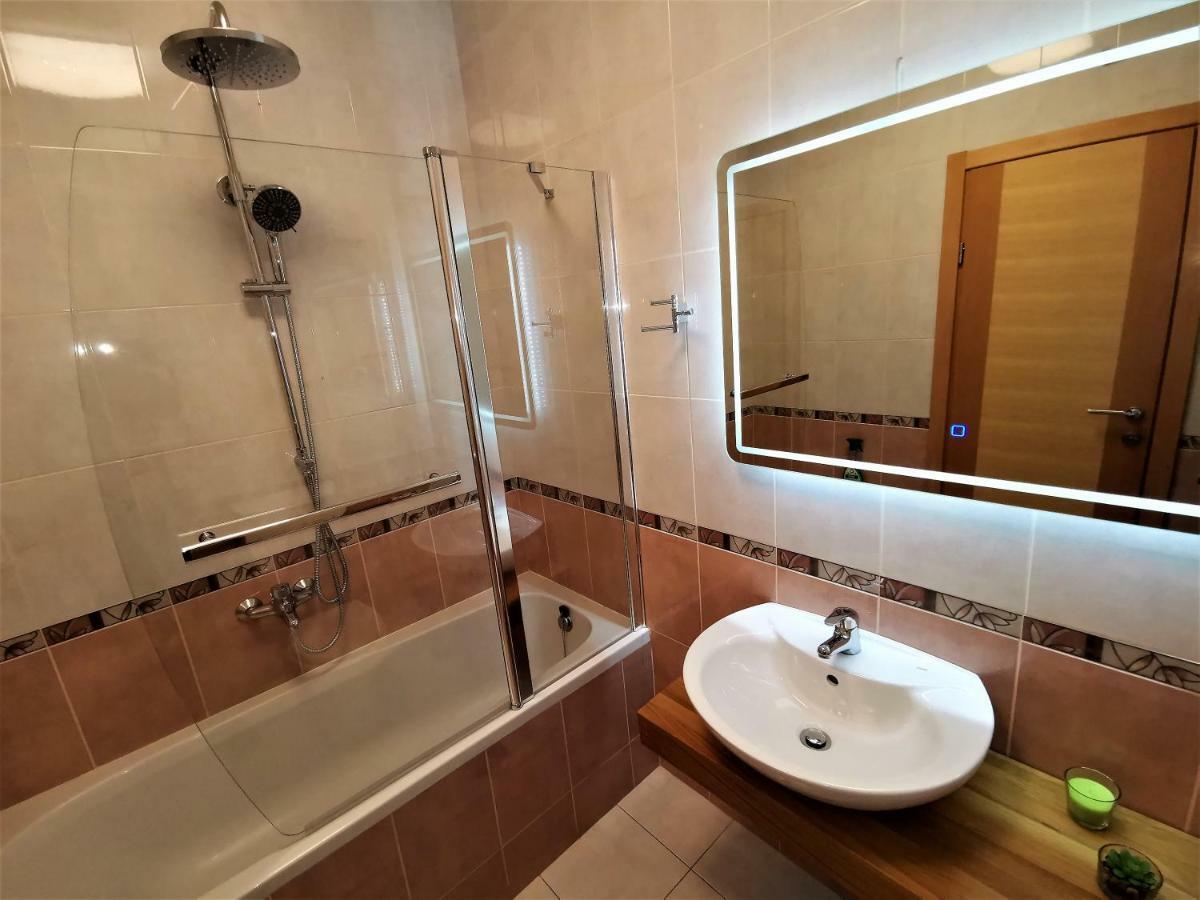 Apartment Makarska, Panoramic Sea & Mountains View, Cucek Dış mekan fotoğraf